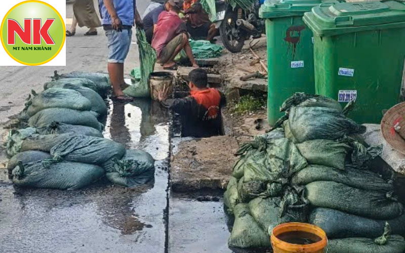 nạo vét hố ga